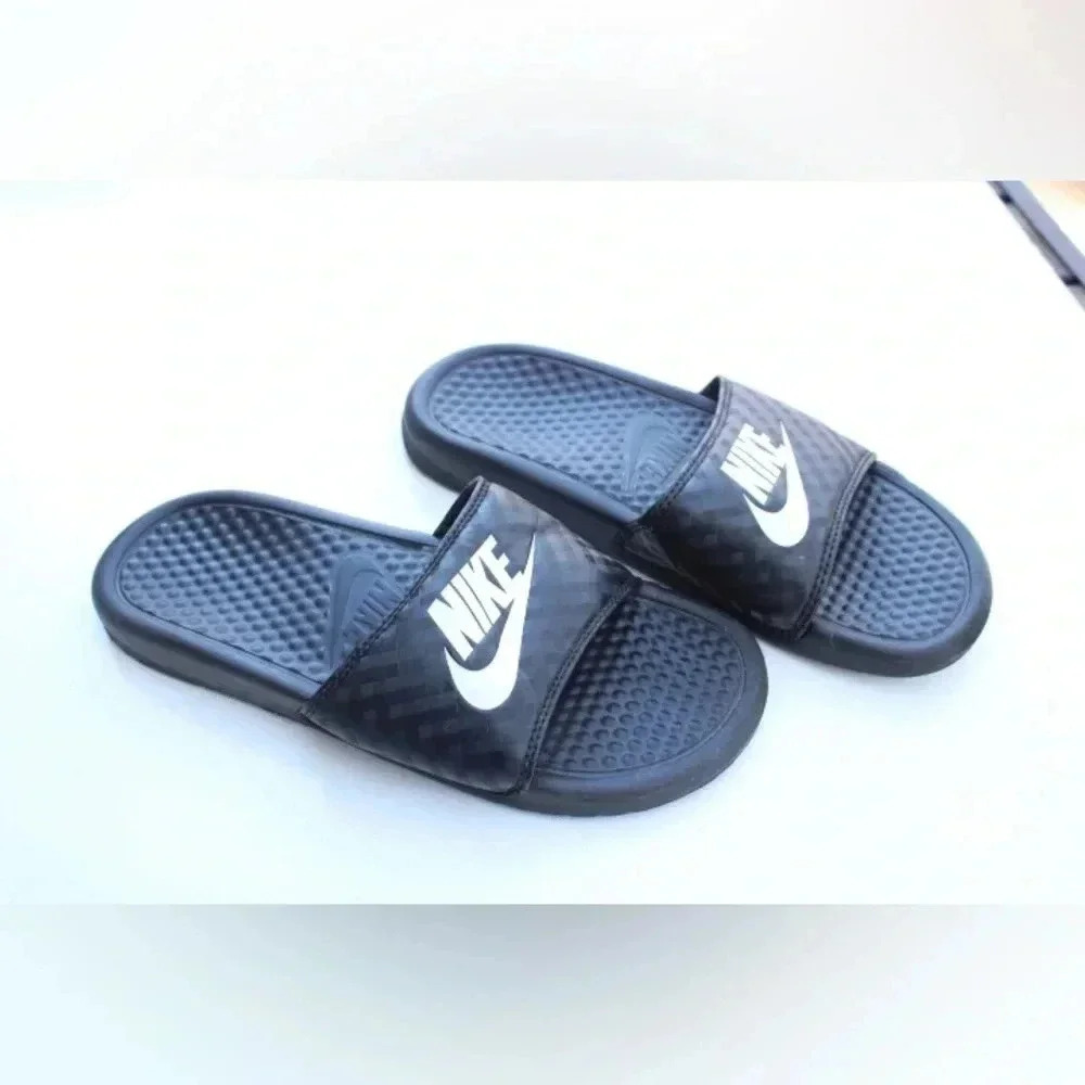 Nike logo slides